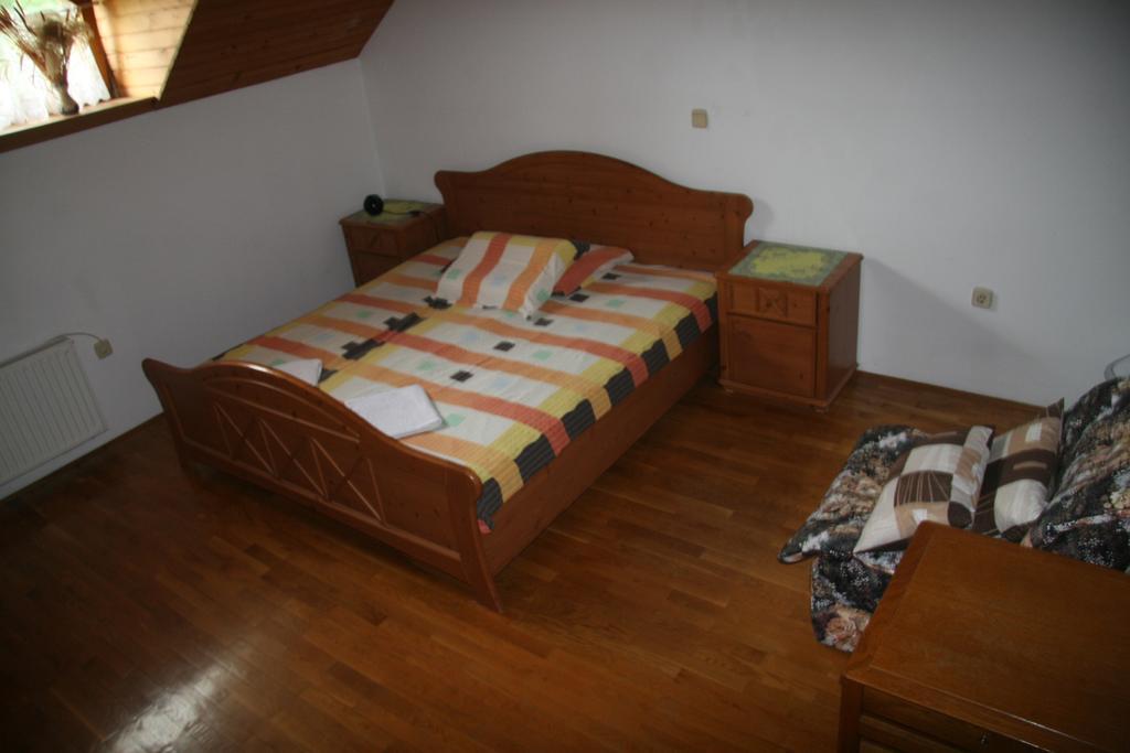Guest House Kveder Škofja Loka 部屋 写真