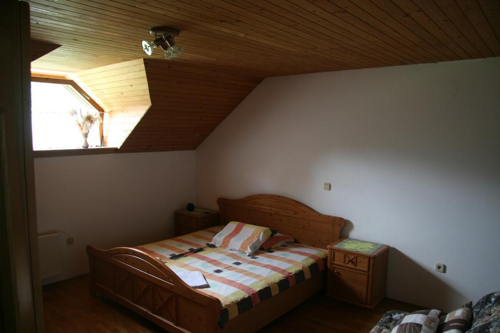 Guest House Kveder Škofja Loka 部屋 写真